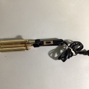 Vidal Sassoon VS184 Gold Series Professional 3 Barrel Hair Waver Crimping Iron